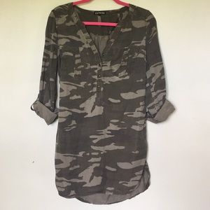 {Express} Camo Tunic Dress